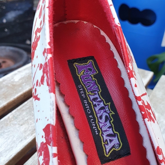 Funky Blood Splatter Heels size UK6/AU8 - Picture 4 of 4